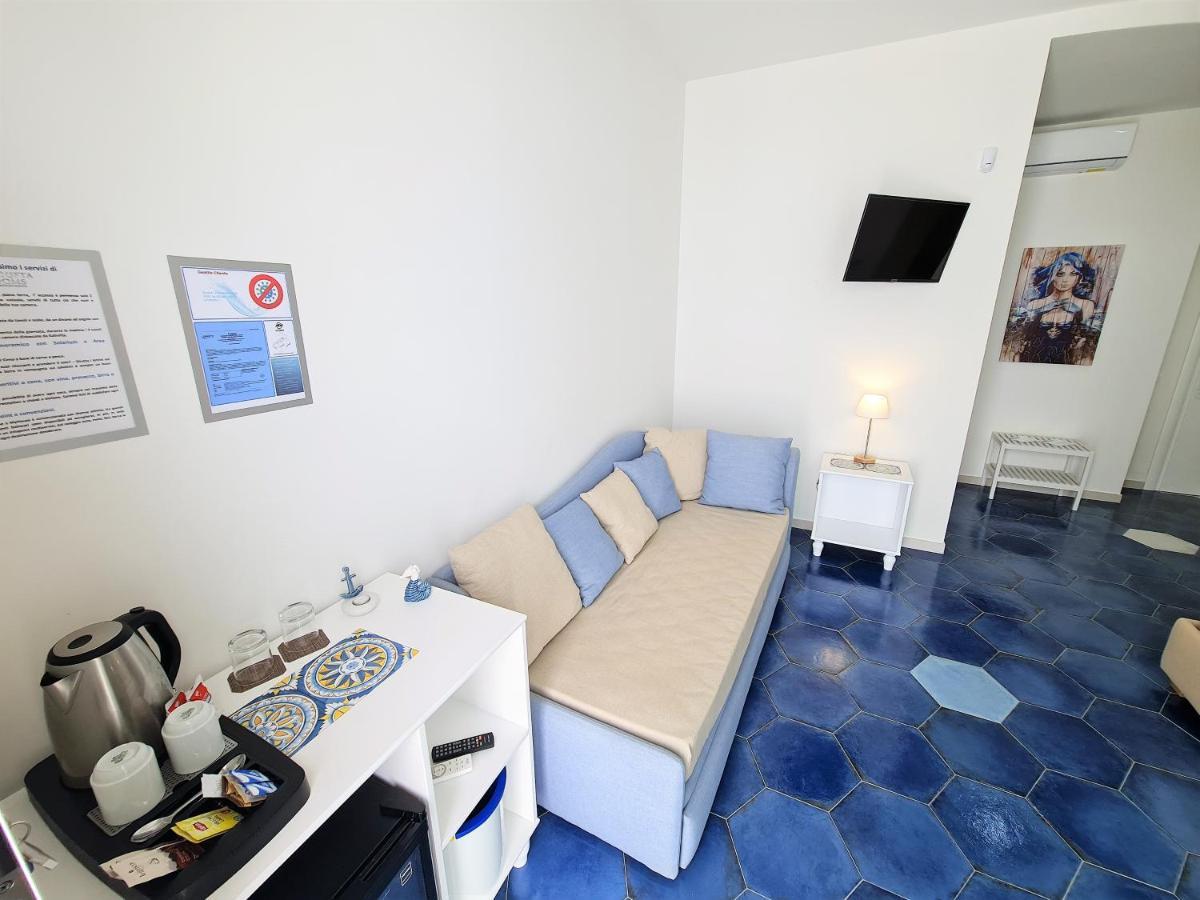 Kalinifta Rooms Apartment Torre Lapillo Buitenkant foto
