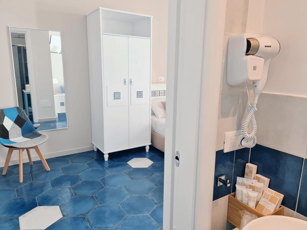 Kalinifta Rooms Apartment Torre Lapillo Buitenkant foto