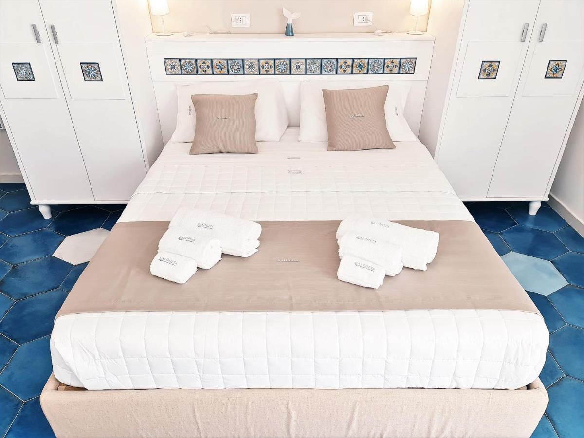 Kalinifta Rooms Apartment Torre Lapillo Buitenkant foto