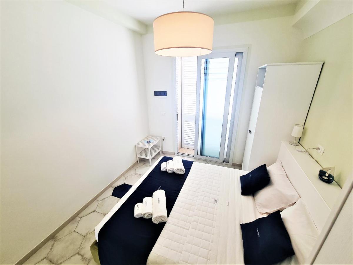 Kalinifta Rooms Apartment Torre Lapillo Buitenkant foto