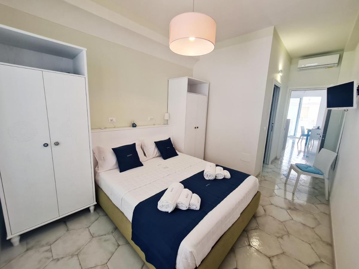Kalinifta Rooms Apartment Torre Lapillo Buitenkant foto