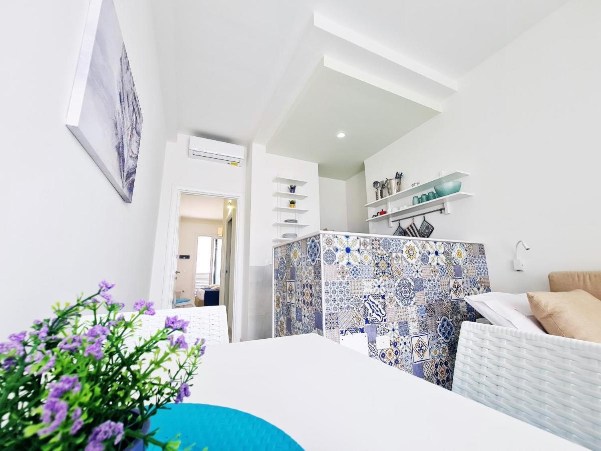 Kalinifta Rooms Apartment Torre Lapillo Buitenkant foto